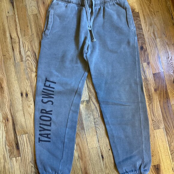 Taylor Swift sweatpants - Picture 2 of 3